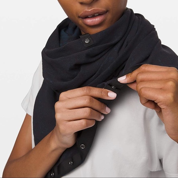 Lululemon Vinyasa Scarf Rulu 26”x56” - Picture 2 of 10